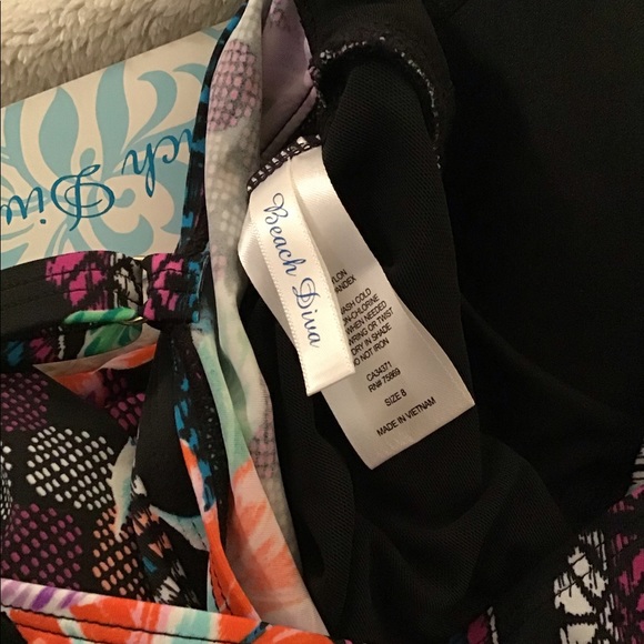 NWT Beach Diva SwimDress - Picture 5 of 6